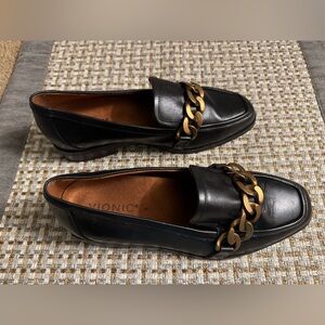 Vionic Women’s Black Leather Loafers with Bronze Chain